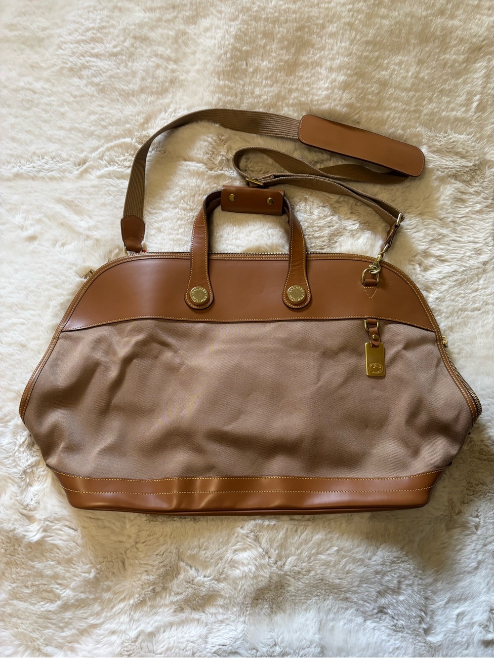 Dooney & Bourke Cabriolet Travel Bag NWT